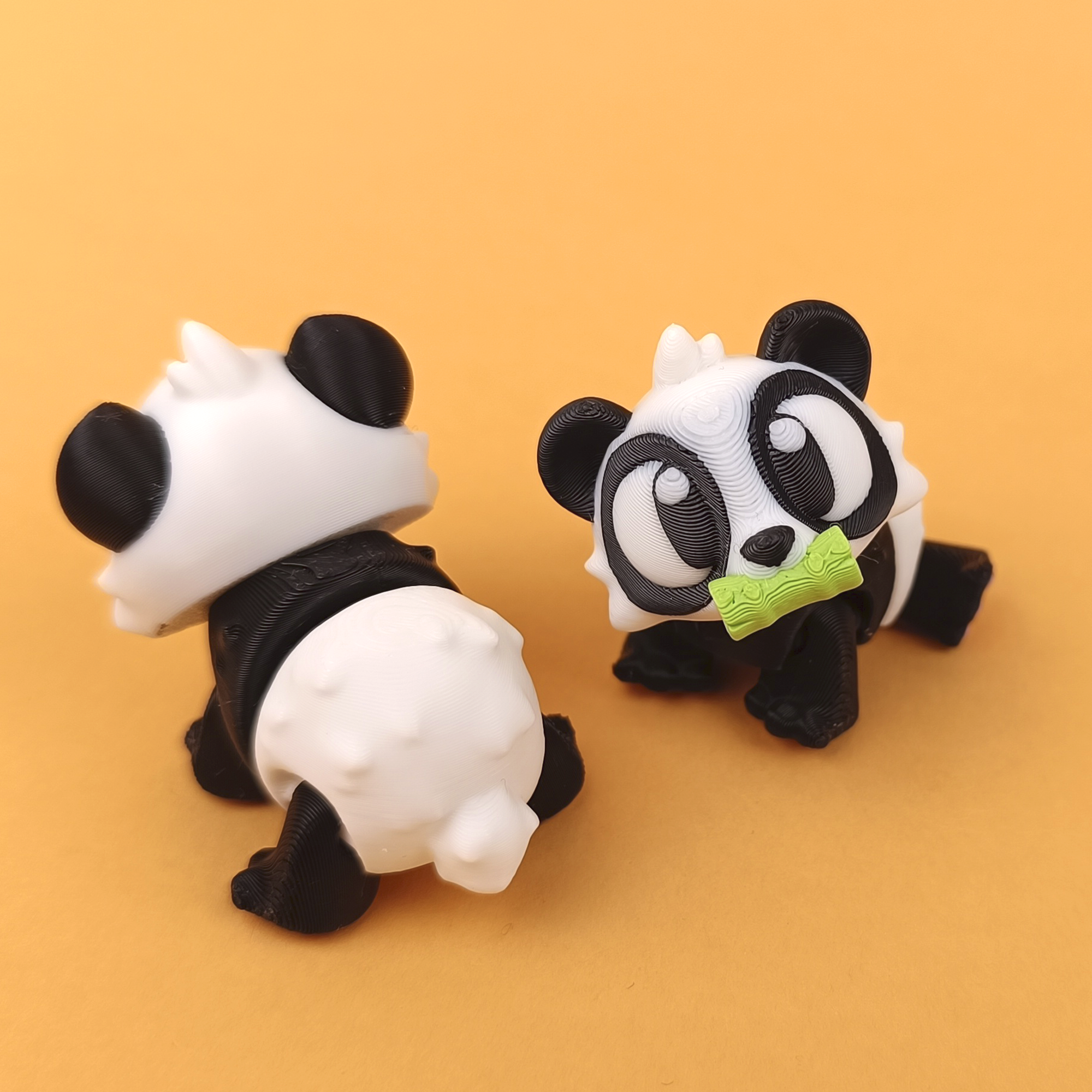 Flexi Panda - Figurina 3D Panda Kawaii cu Bambus